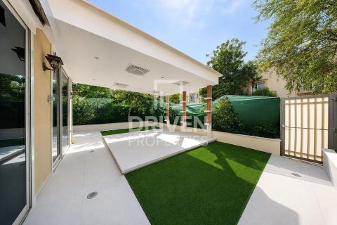 2 bedrooms Villa in Springs 8, UAE No. 192113 15