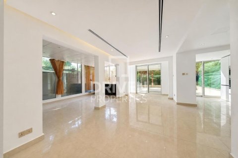 2 bedrooms Villa in Springs 8, UAE No. 192113 5