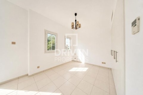 2 bedrooms Villa in Springs 8, UAE No. 192113 14