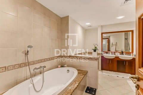 2 bedrooms Apartment in Golden Mile, UAE No. 200017 5