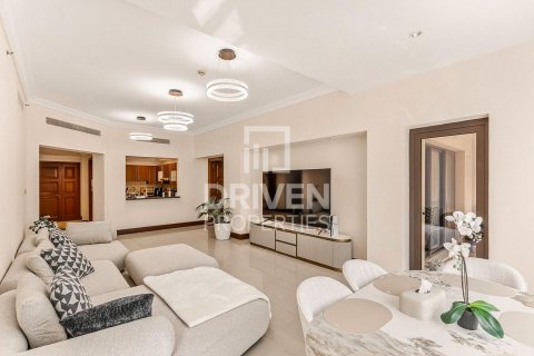 2 bedrooms Apartment in Golden Mile, UAE No. 200017