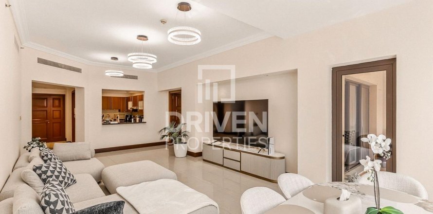 2 bedrooms Apartment in Golden Mile, UAE No. 200017