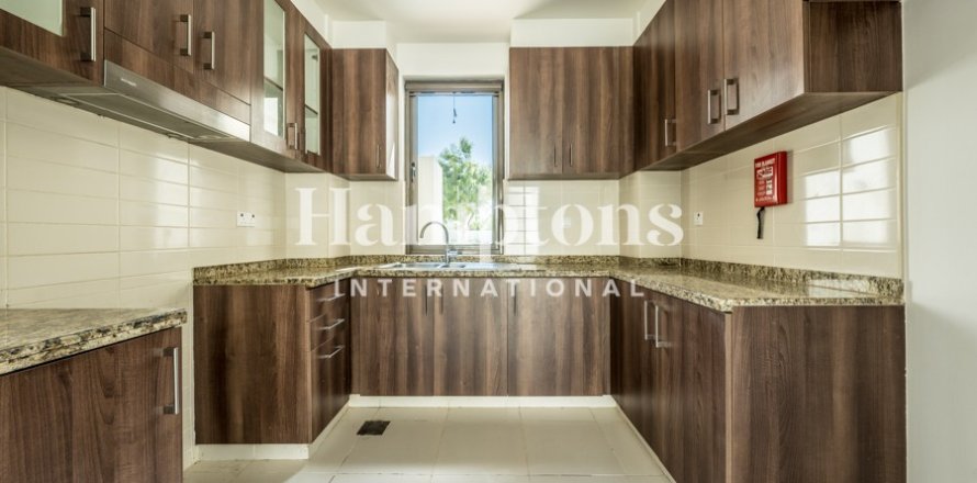 3 bedrooms Townhouse No. 127161