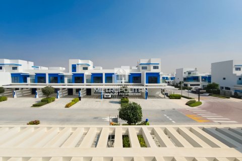 Townhouse de 3 dormitorios No. 130020 15