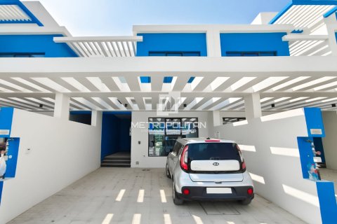 Townhouse de 3 dormitorios No. 130020 4