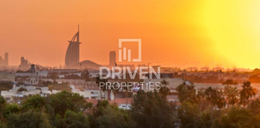 2 bedrooms Apartment in Al Wasl, UAE No. 137808