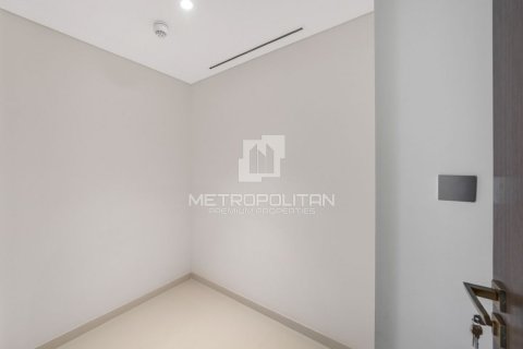 Квартира с 3 спальнями в EMAAR Beachfront, ОАЭ №78252 8