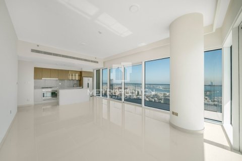 Квартира с 3 спальнями в EMAAR Beachfront, ОАЭ №78252 1