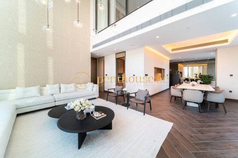 Duplex de 2 dormitorios en Zabeel, UAE No. 78244 8