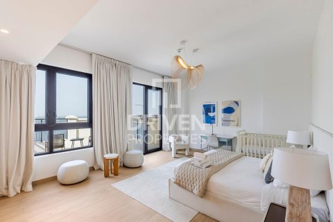 Квартира с 4 спальнями  №121261 12