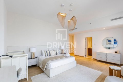 Квартира с 4 спальнями  №121261 11