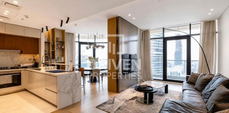 Apartment de 3 dormitorios en Downtown Dubai (Downtown Burj Dubai), UAE No. 190377
