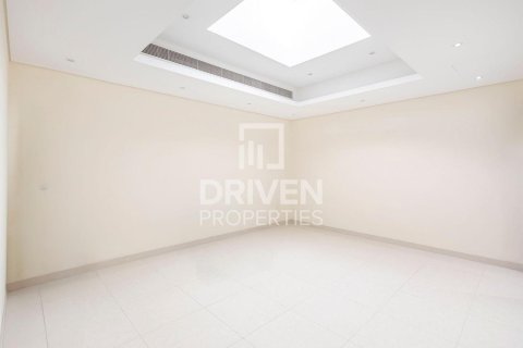 Villa de 4 dormitorios en Meydan, UAE No. 190378 4