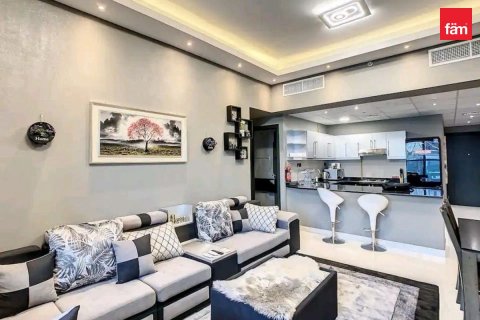 1 bedroom Apartment in Business Bay, UAE No. 198371 10
