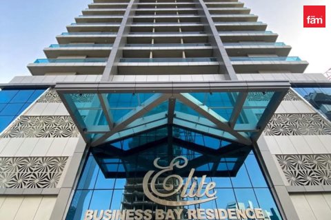 1 bedroom Apartment in Business Bay, UAE No. 198371 11