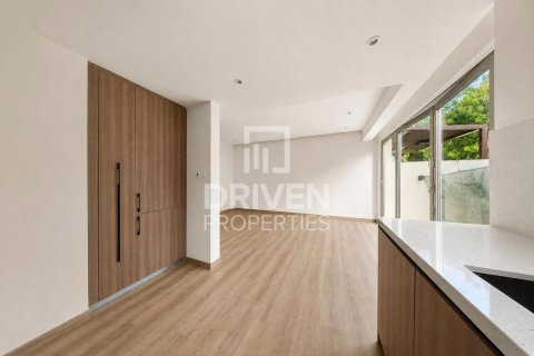 2 bedrooms Villa in Springs 12, UAE No. 192128 3
