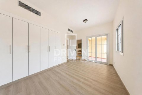 2 bedrooms Villa in Springs 12, UAE No. 192128 12