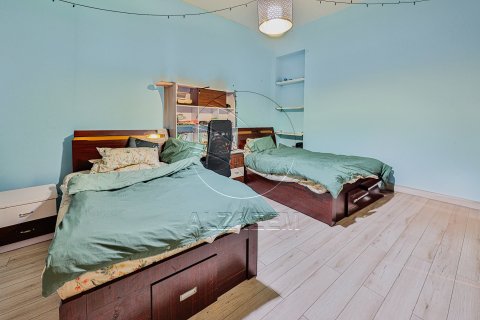 5 bedrooms Villa No. 127876 26