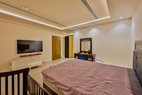 5 bedrooms Villa No. 127876 13