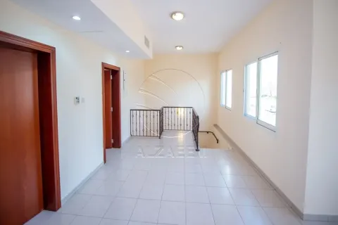 3 bedrooms Villa No. 127879 13