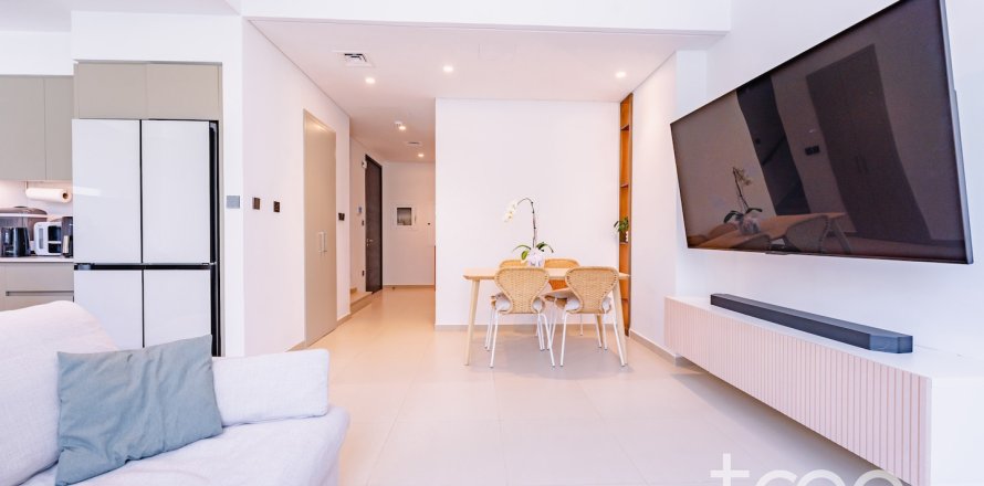 3 bedrooms Villa in Joy, UAE No. 183120