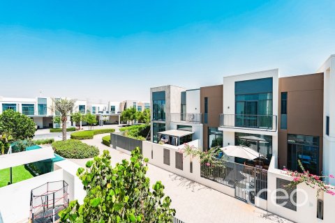3 bedrooms Villa in Joy, UAE No. 183120 24