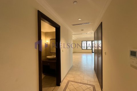 3 bedrooms Apartment in Doha, Qatar No. 58447 3