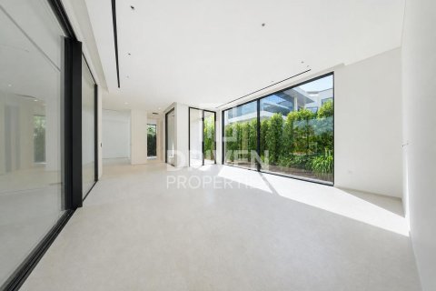 6 bedrooms Villa in Pearl Jumeirah, UAE No. 189666 6