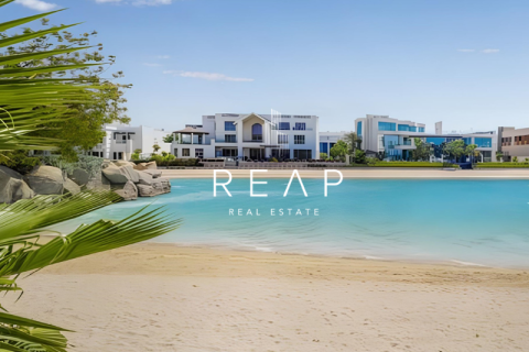 4 bedrooms Villa in Canal Cove Villas, UAE No. 28974 5