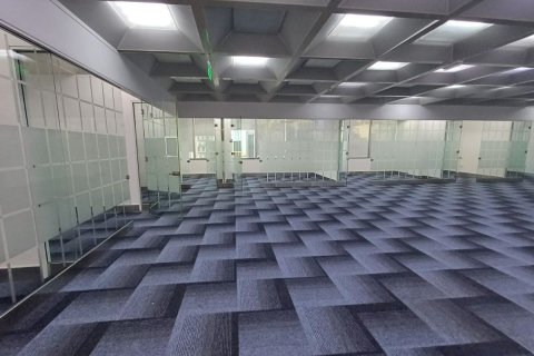 331مربع، مكتب في Hamdan Street, الإمارات العربية المتحدة رقم 79141 7