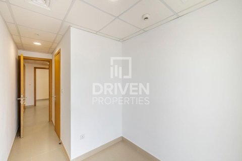 Квартира с 3 спальнями  №121147 16