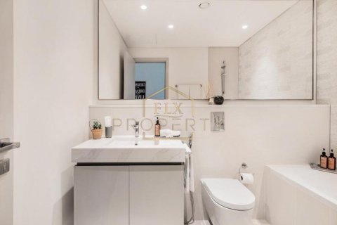 Квартира с 2 спальнями в EMAAR Beachfront, ОАЭ №5812 16