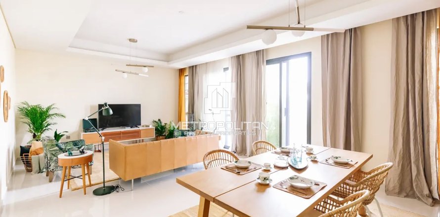 Villa de 5 dormitorios No. 128786