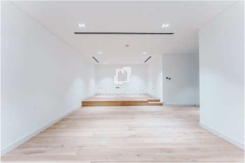 Вилла с 6 спальнями №128788 3