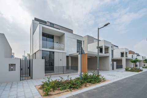 Villa de 4 dormitorios en Arabian Ranches 3, UAE No. 143965