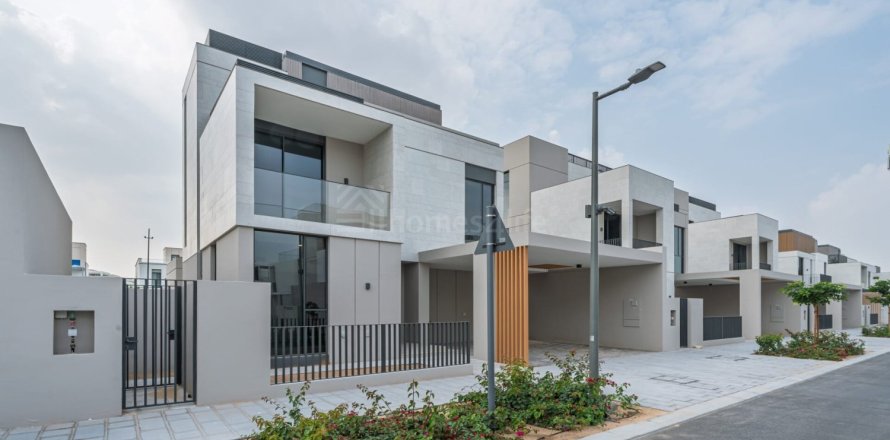 Villa de 4 dormitorios en Arabian Ranches 3, UAE No. 143965