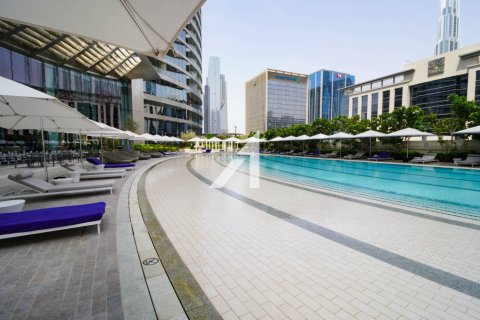 Квартира с 2 спальнями в Даунтаун Дубай (Даунтаун Бурдж Дубай), ОАЭ №151043 12