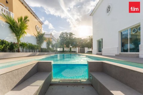 Вилла с 5 спальнями в Дубай, ОАЭ №141528 6