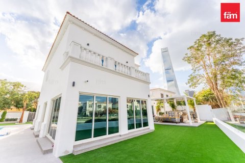 Вилла с 5 спальнями в Дубай, ОАЭ №141528 8