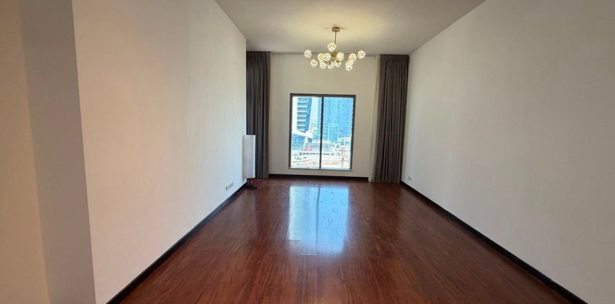 2 bedrooms Apartment in Dubai, UAE No. 168178