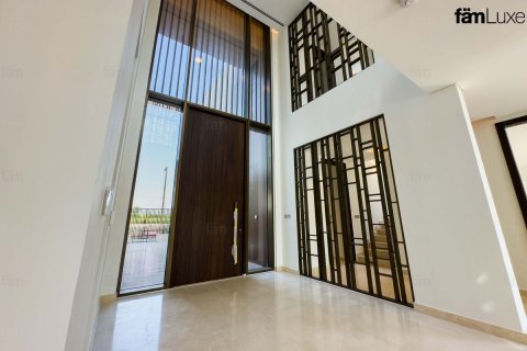 5 bedrooms Villa No. 119756 14