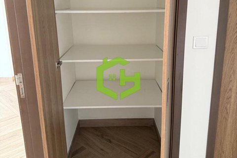 1 غرف نوم شقة  رقم 105365 12