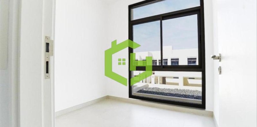 Таунхаус с 3 спальнями №105364