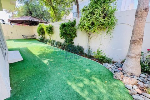 4 bedrooms Villa in Umm Suqeim, UAE No. 139923 21