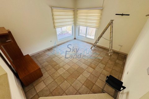 4 bedrooms Villa in Umm Suqeim, UAE No. 139923 12