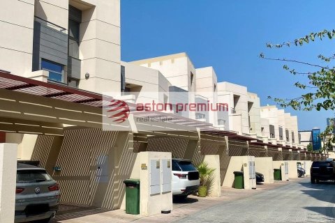 Villa de 3 chambres à Jumeirah Village Circle, UAE No. 208619 20