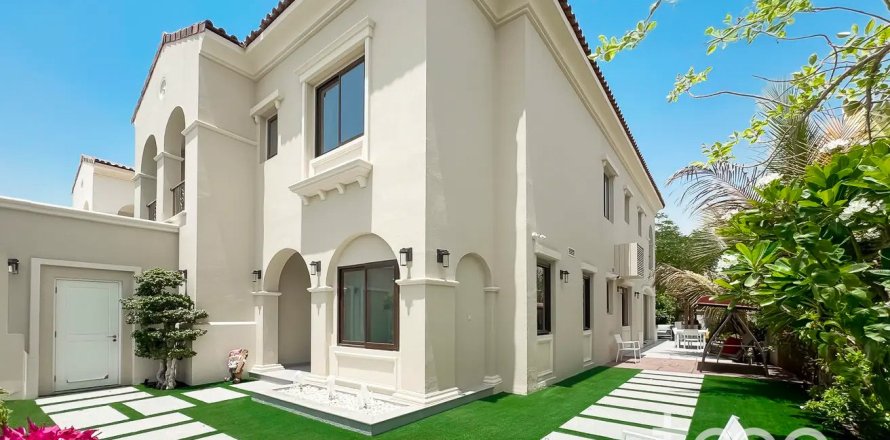 Villa de 5 chambres à Samara, UAE No. 199155