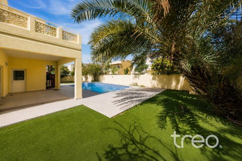 Villa de 4 chambres à Meadows, UAE No. 199161