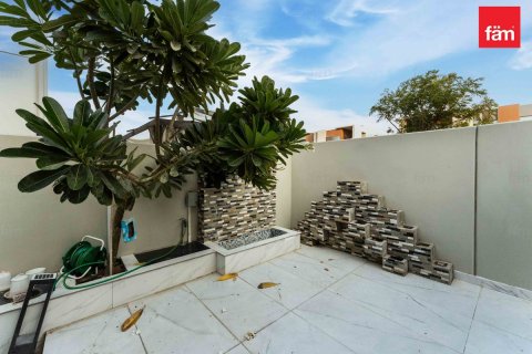 4 bedrooms Townhouse  No. 119476 16