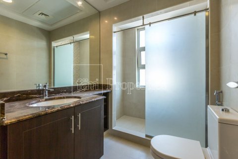 Villa de 3 dormitorios en Dubai, UAE No. 119478 12